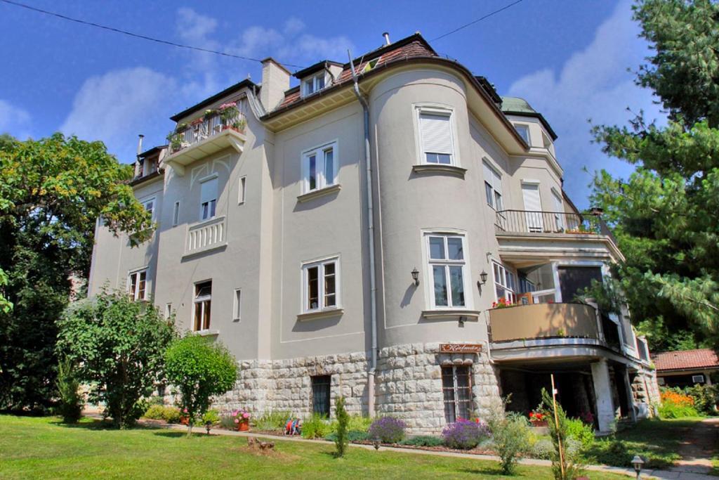 Kalmar Panzio Отель типа 